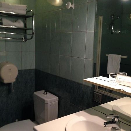 Auberge La Borie Nantes Kamer foto