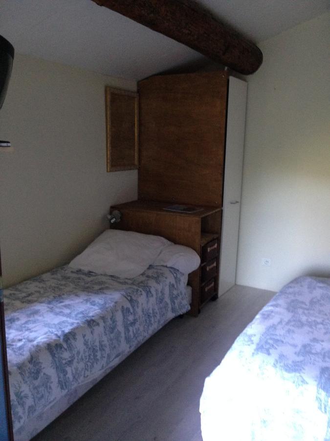 Auberge La Borie Nantes Kamer foto