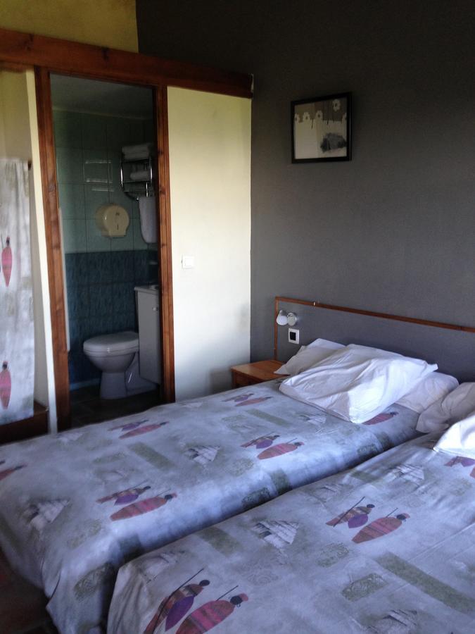 Auberge La Borie Nantes Kamer foto